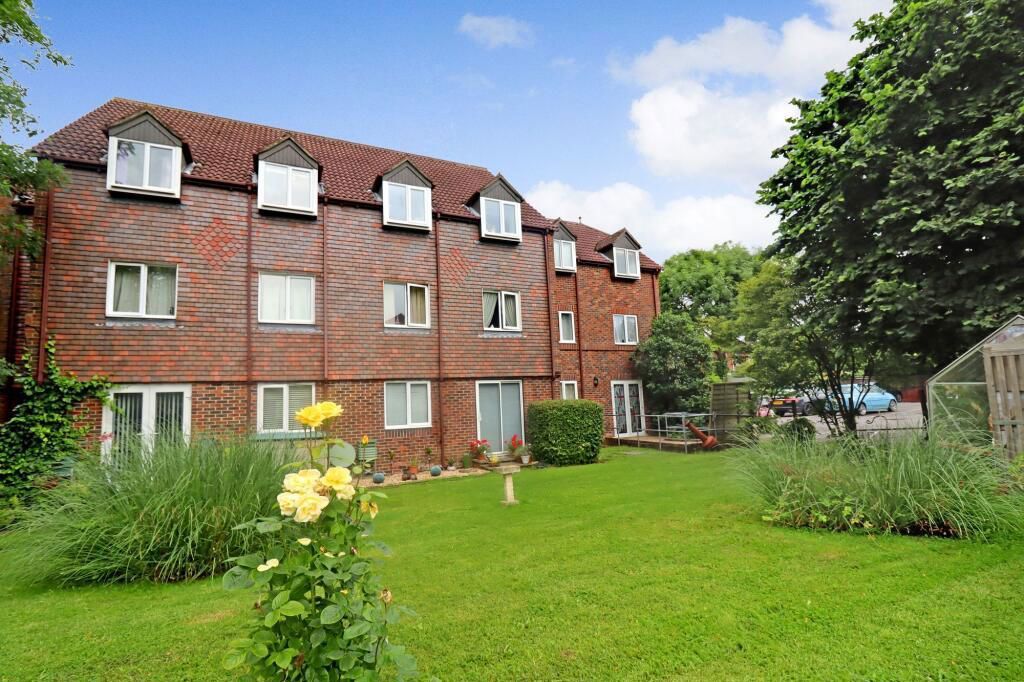 Property photo 1 of 9