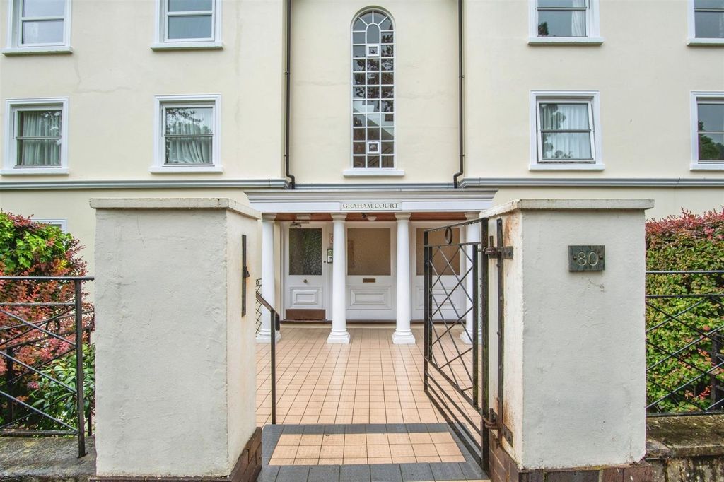 Property photo 1 of 17 Mal30785515.Jpg