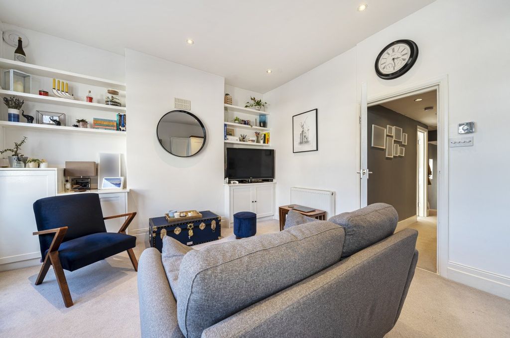 Property photo 2 of 20 Picture No. 06