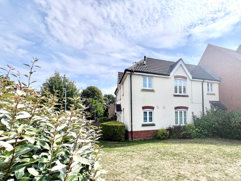 Property photo 1 of 12 Front