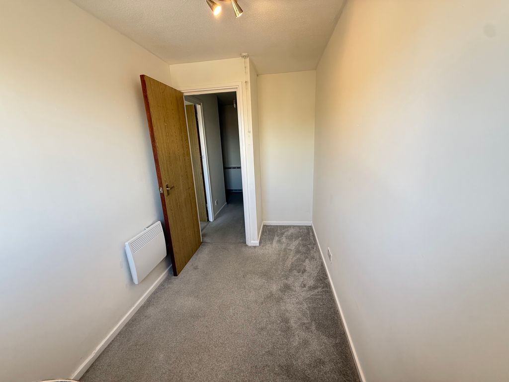 Property photo 3 of 9 Bedroom 2