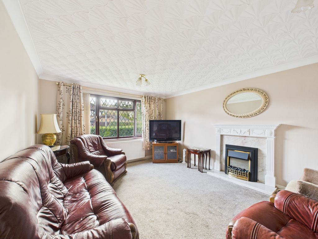 Property photo 2 of 28