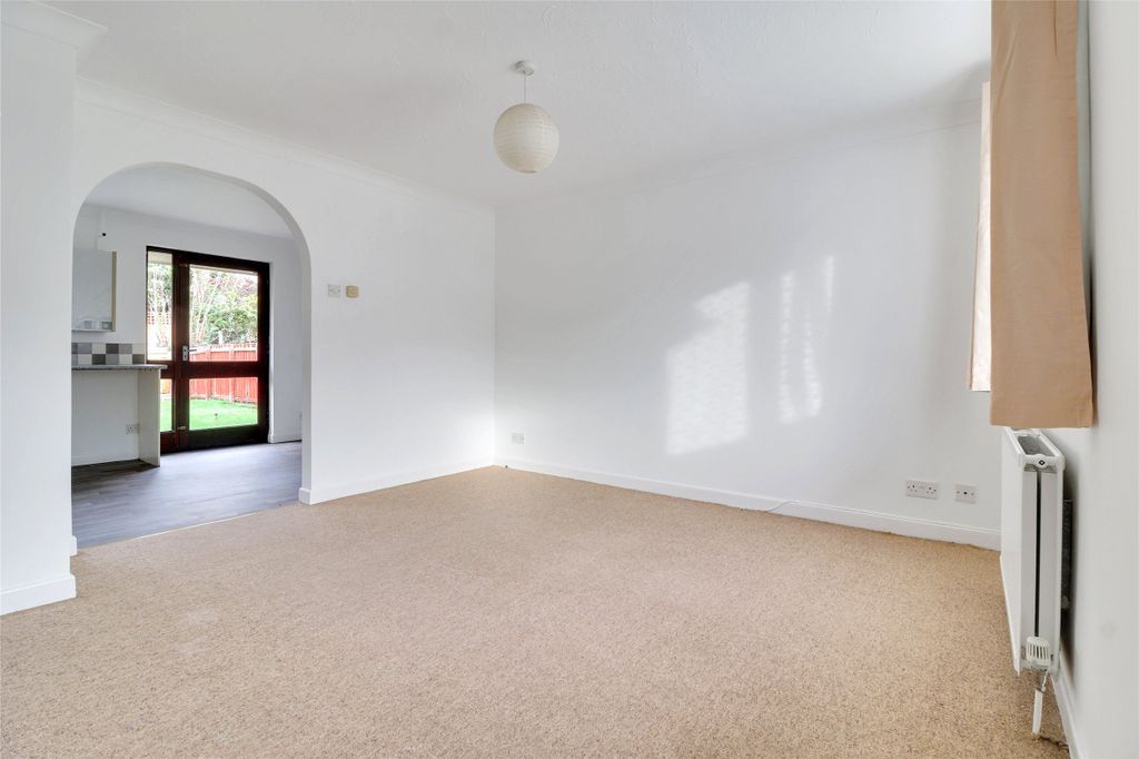 Property photo 2 of 10 Picture No. 05