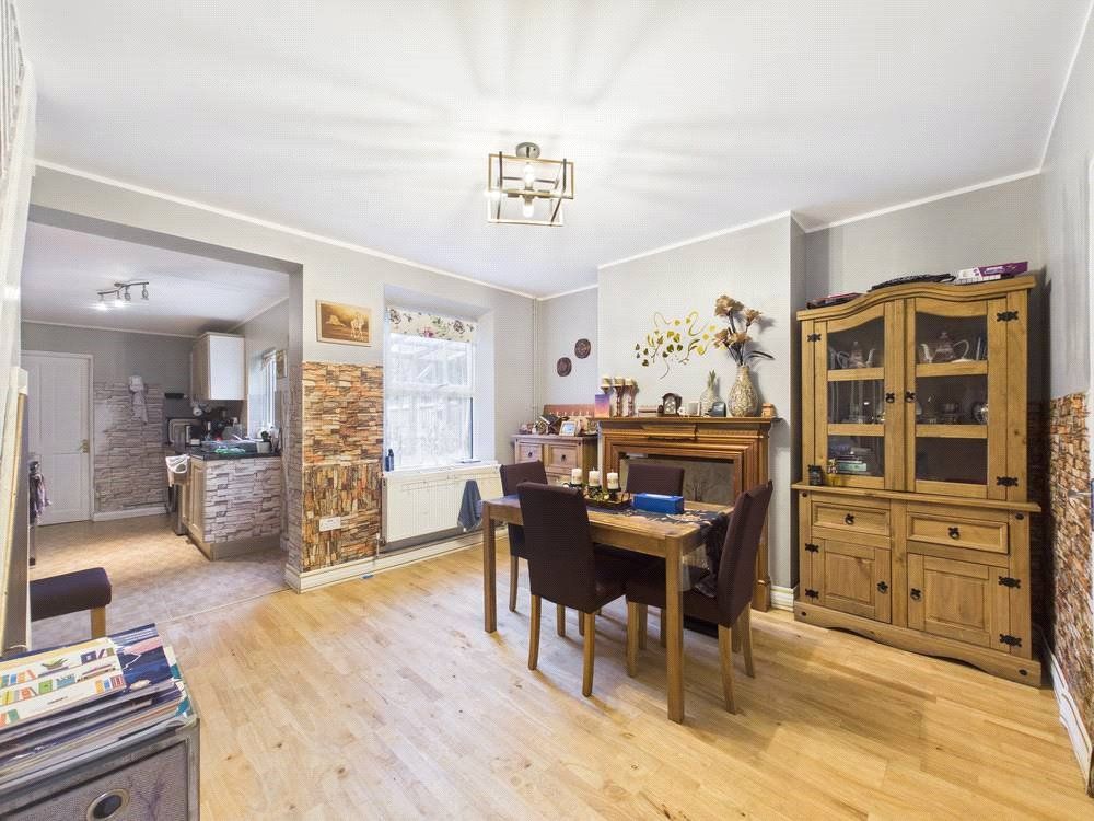 Property photo 3 of 13 Picture No. 02