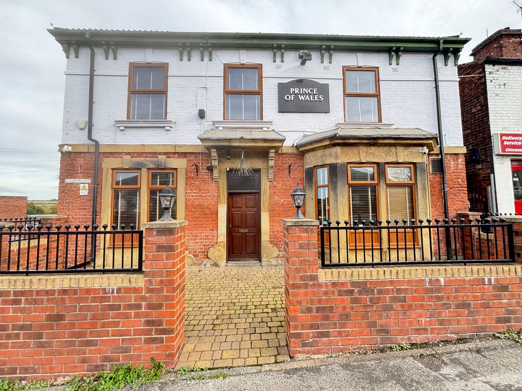 Property photo 1 of 16