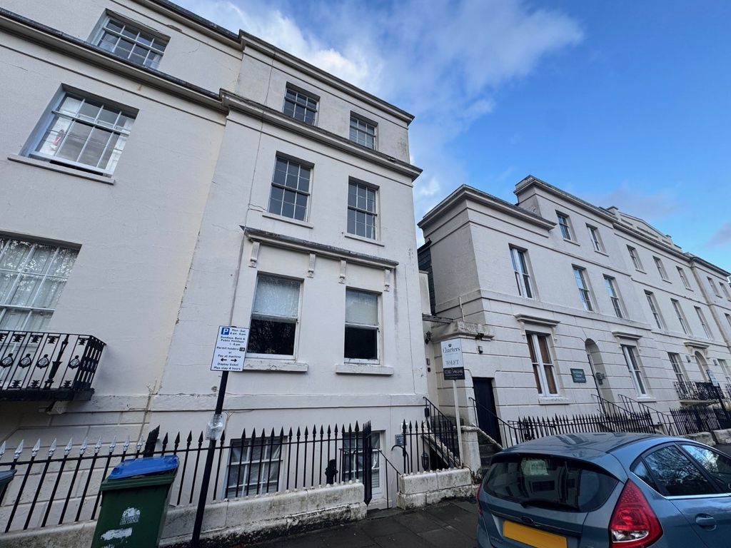 Property photo 1 of 12 Picture No. 19