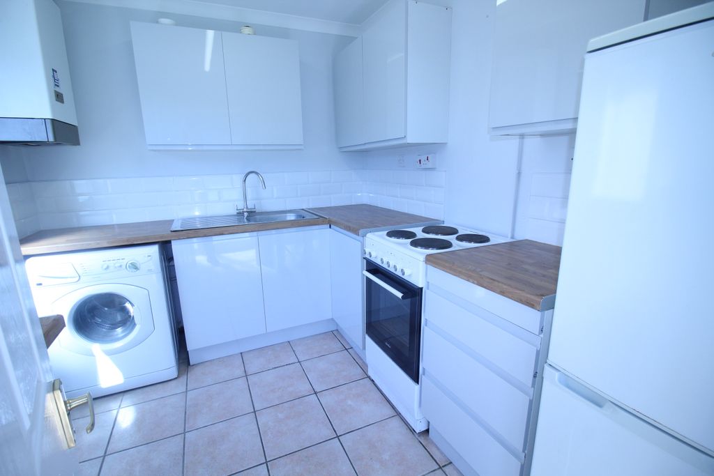 Property photo 2 of 11 Img_0921