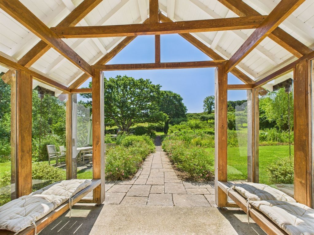 Property photo 2 of 21 Views