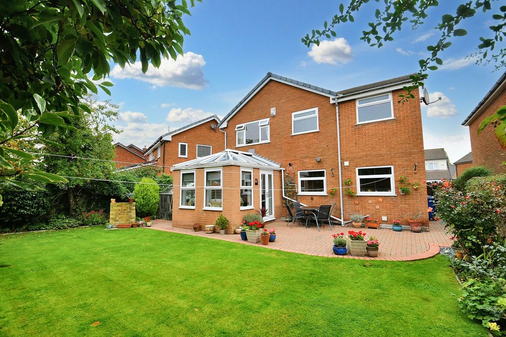 Property photo 1 of 26