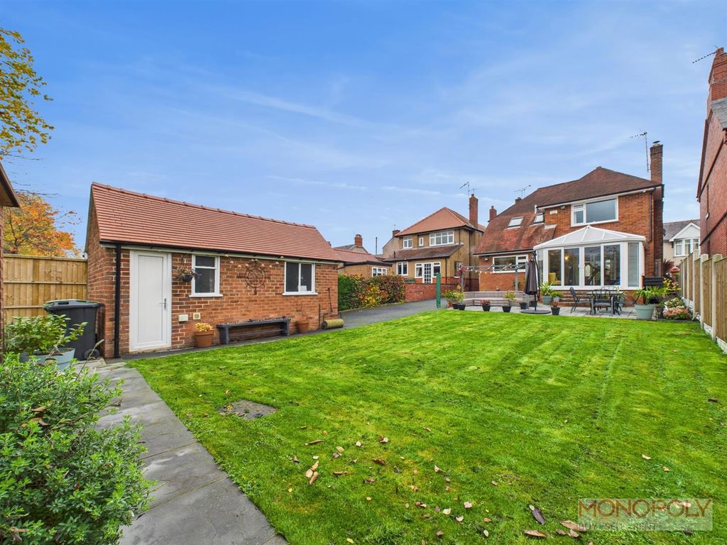 Property photo 2 of 35 Cam01943G0-Pr0558-Still036.Jpg