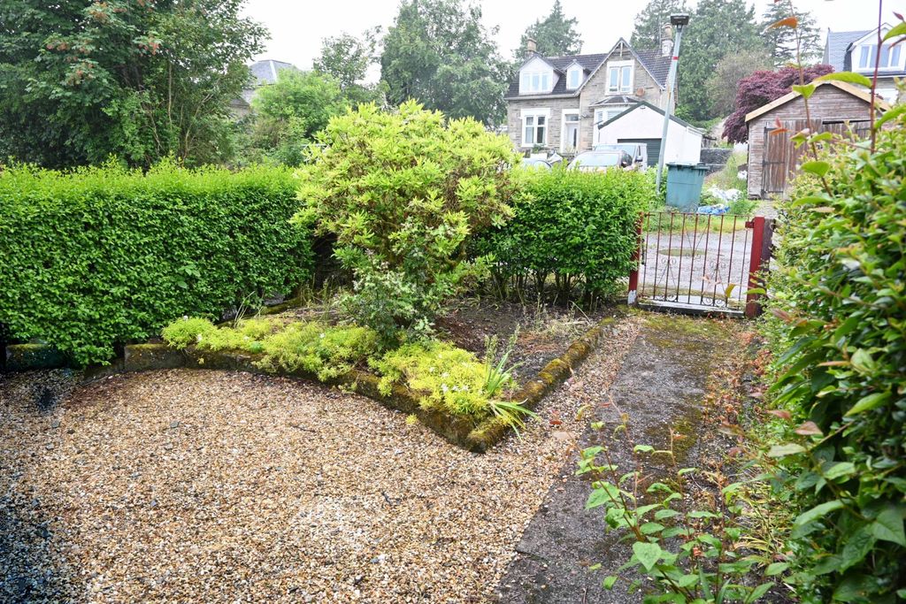 Property photo 2 of 12 4892722