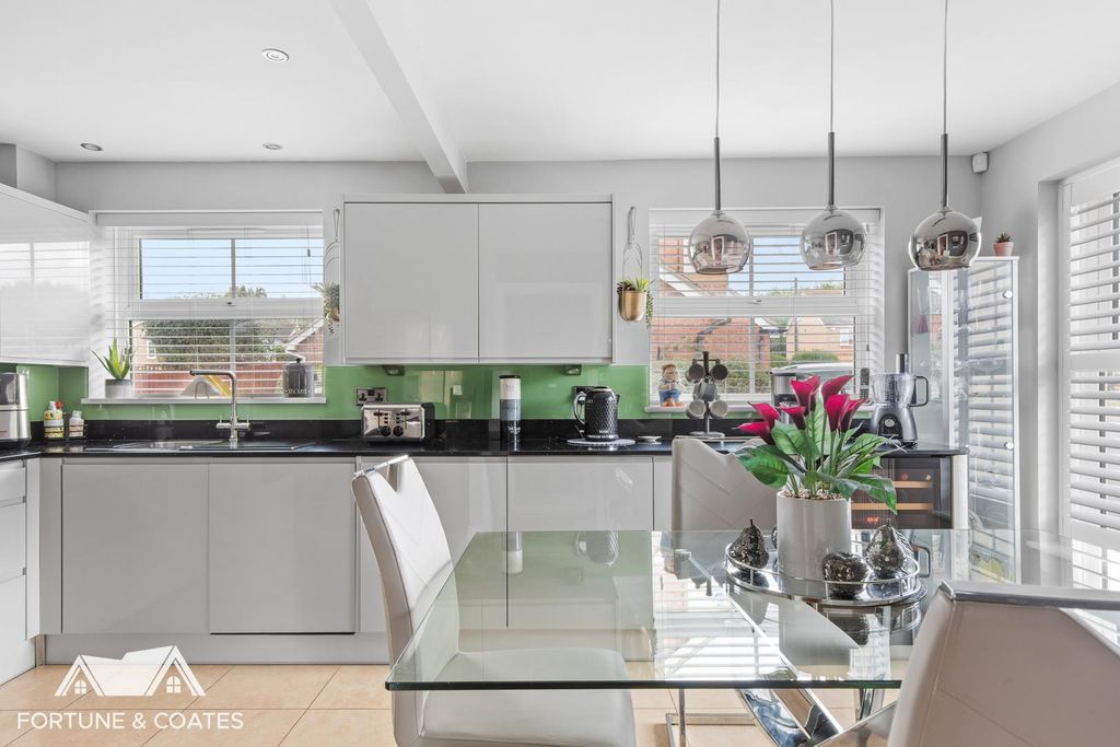 Property photo 3 of 28 Challinor_9.Jpg