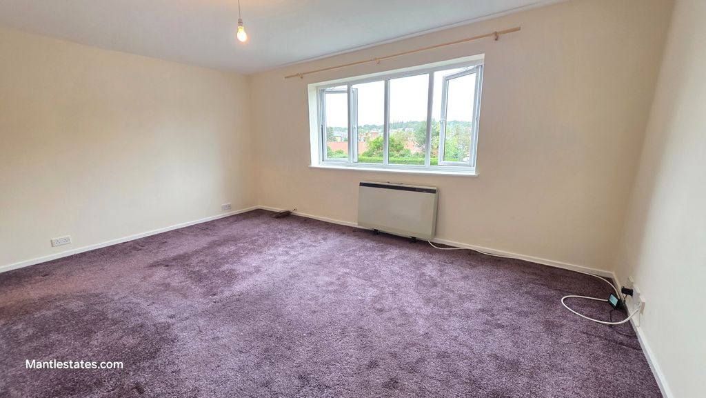 Property photo 2 of 14 Studio Room