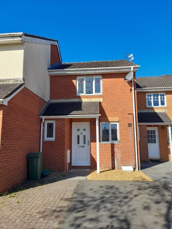 Property photo 2 of 11