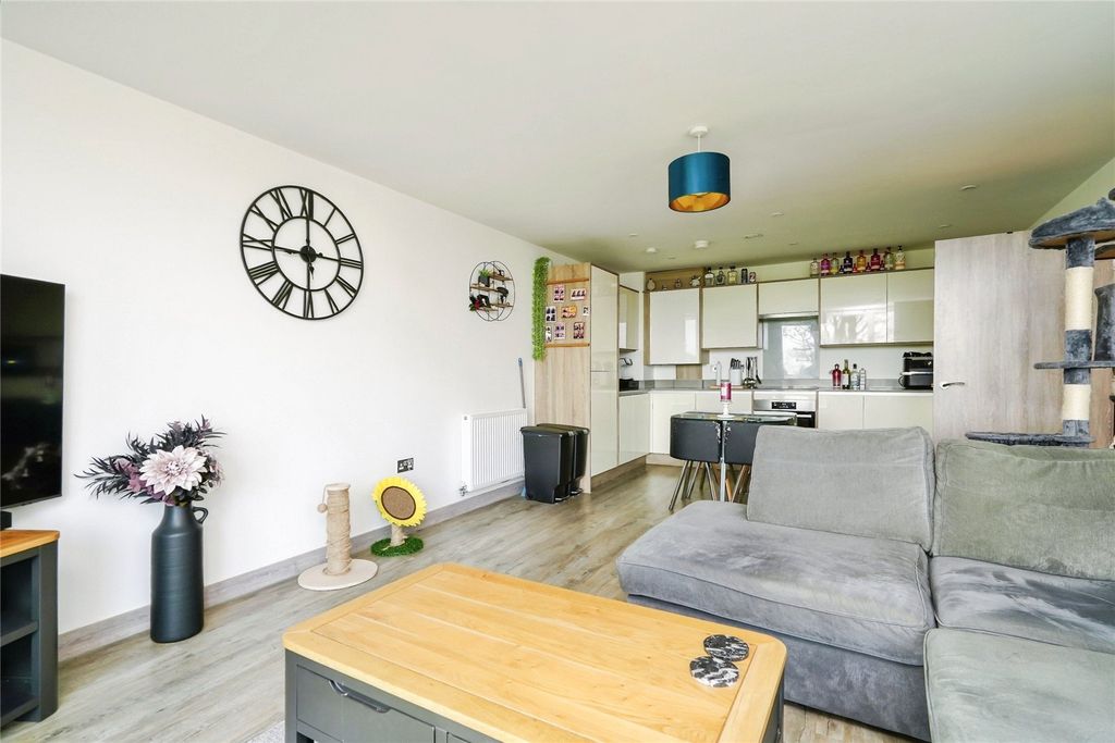 Property photo 3 of 25 Picture No. 16