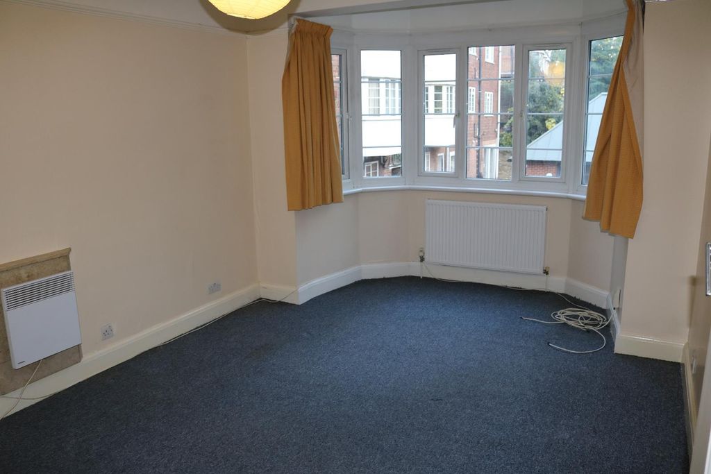 Property photo 1 of 4