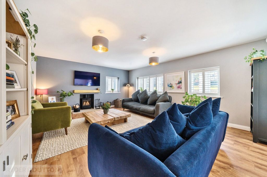 Additional image 6 of 4 bed detached house for saleStorth Brook Court, Glossop SK13