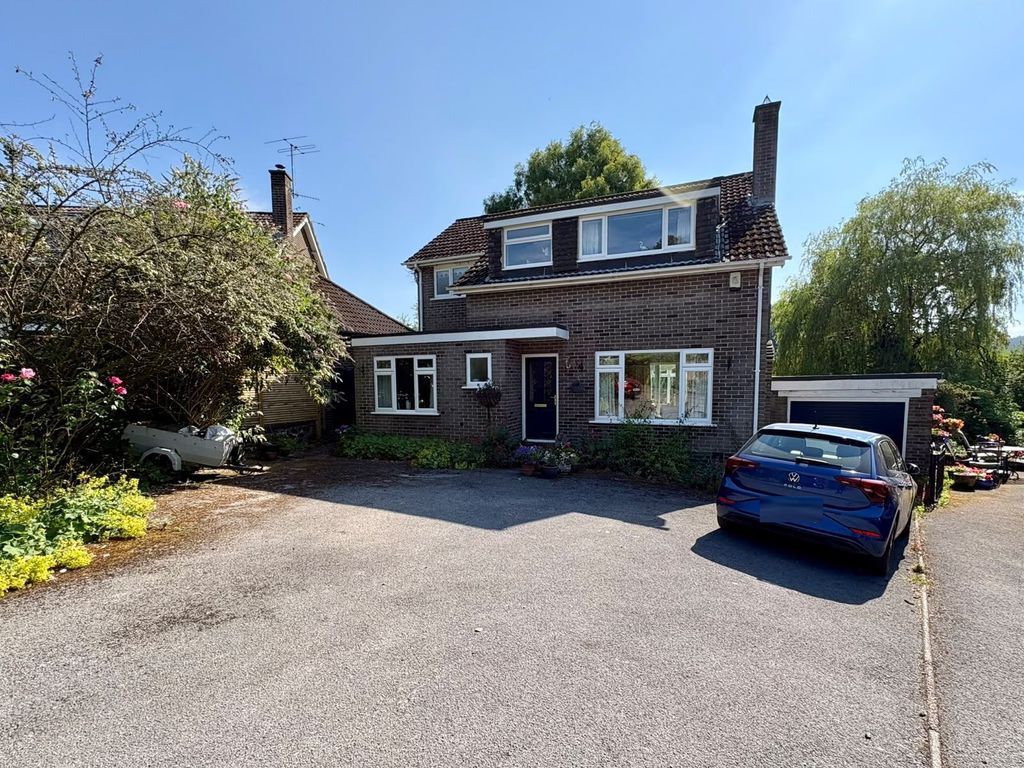 Property photo 1 of 38