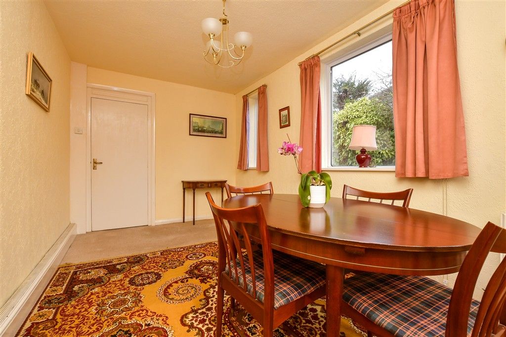 Property photo 3 of 21 Dining Room