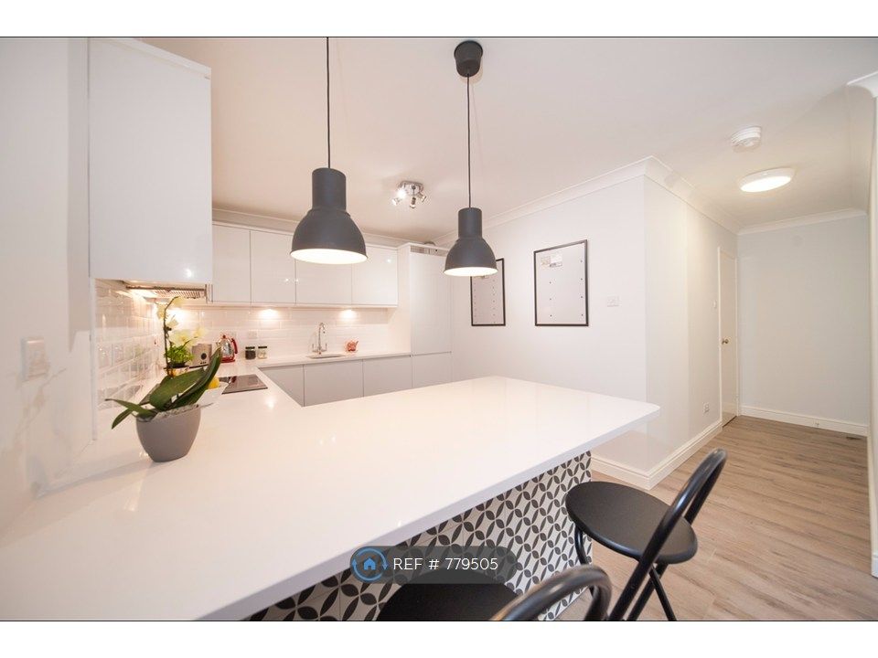 Property photo 3 of 30