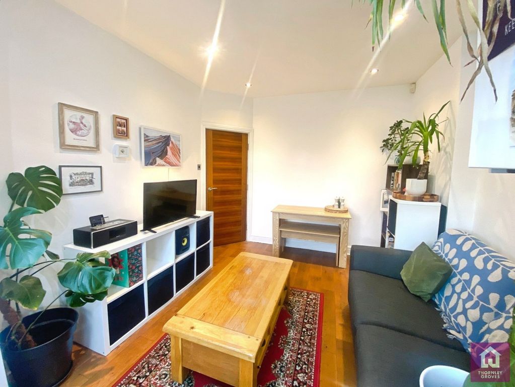 Property photo 3 of 18 Picture No. 07