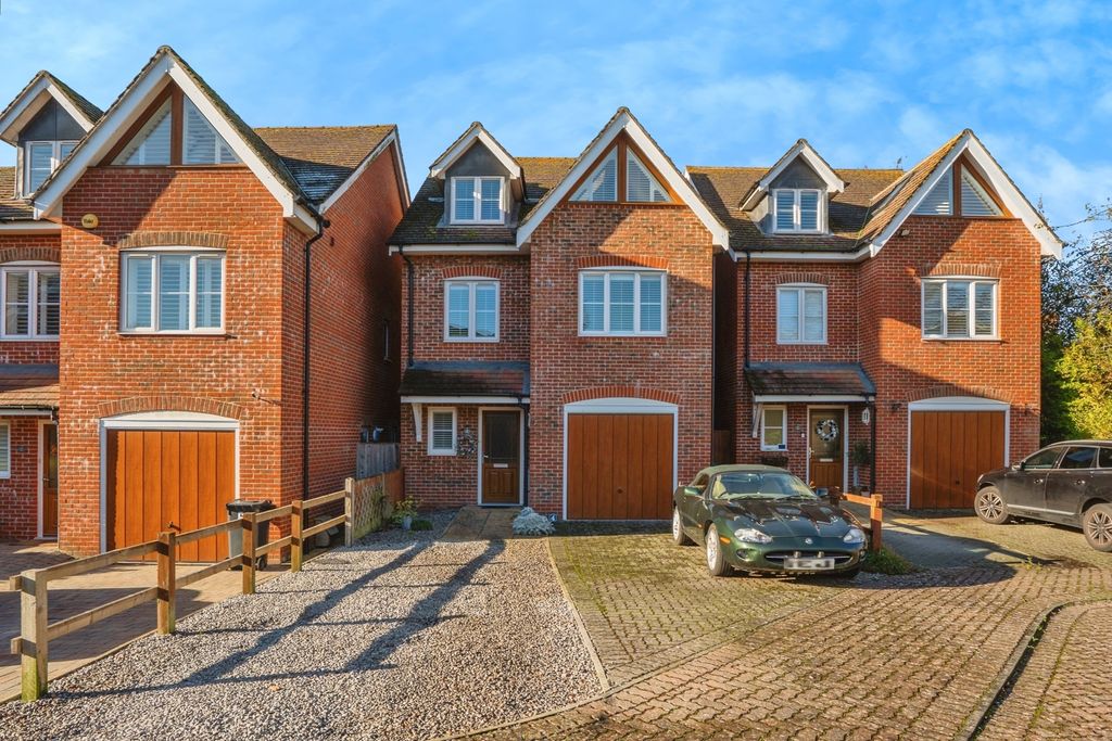 Property photo 1 of 15 Pbox-Img.Jpg