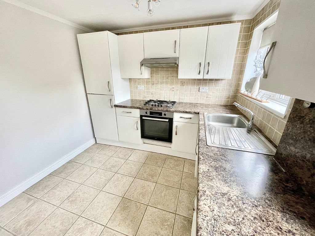 Property photo 2 of 13 Picture No. 24