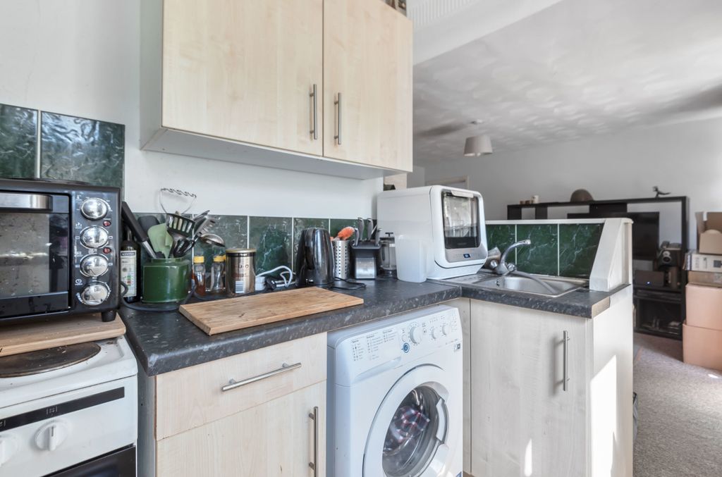 Property photo 3 of 12 857005(6).Jpg