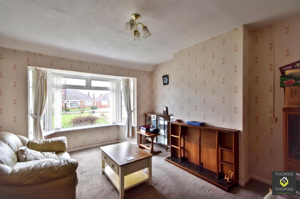 Property photo 2 of 12 Dsc_0112 (1).Jpg