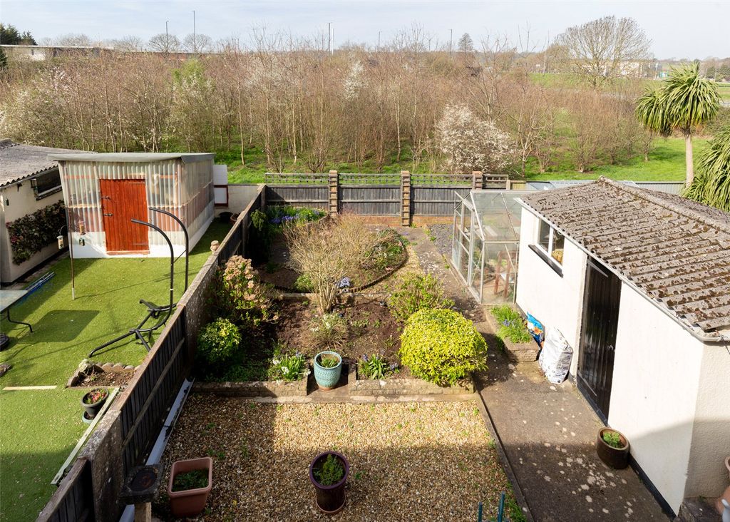 Property photo 2 of 13 Picture No. 09