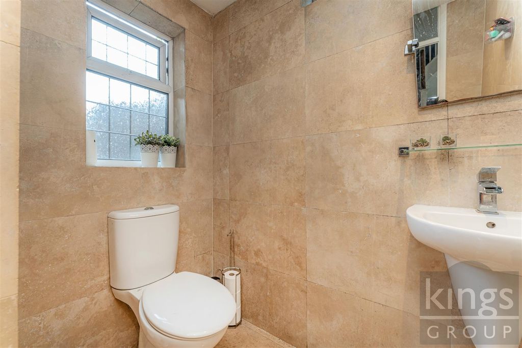 Additional image 11 of 4 bed detached house for saleFirtree Walk, Enfield EN1