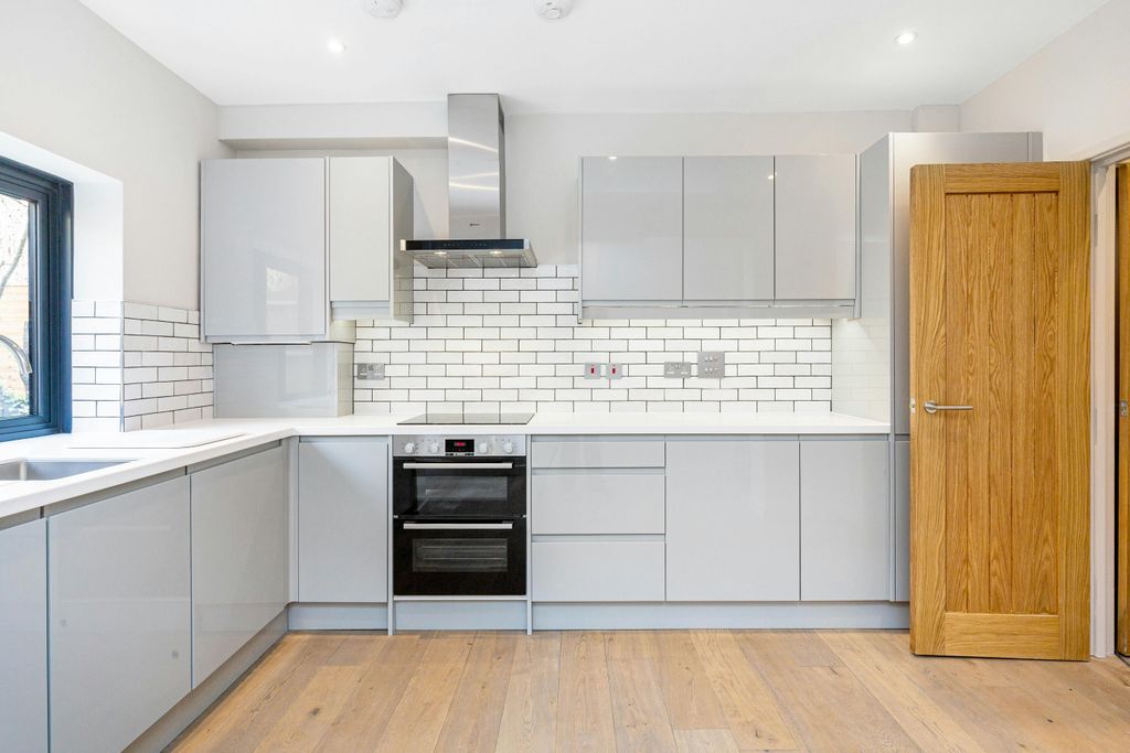 Property photo 1 of 15 Kitchen