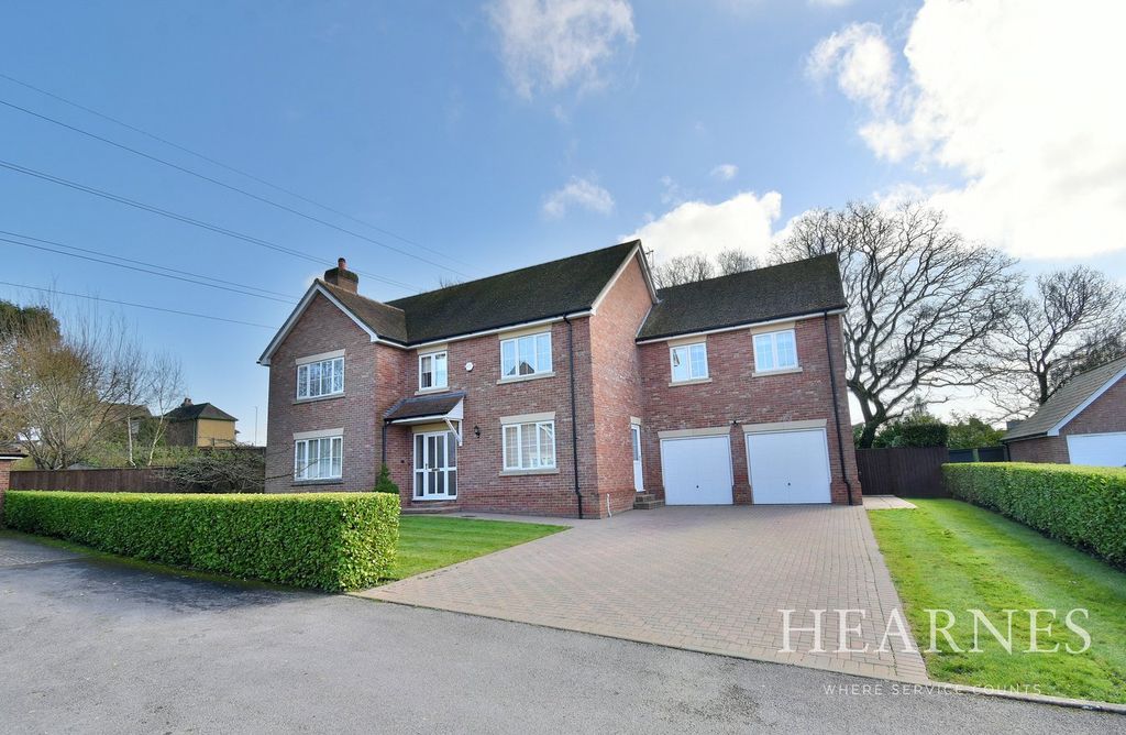 Property photo 1 of 26