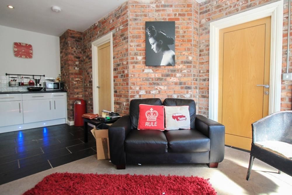 Property photo 3 of 8 3, 1 Oakfield Street Lr-3.Jpg