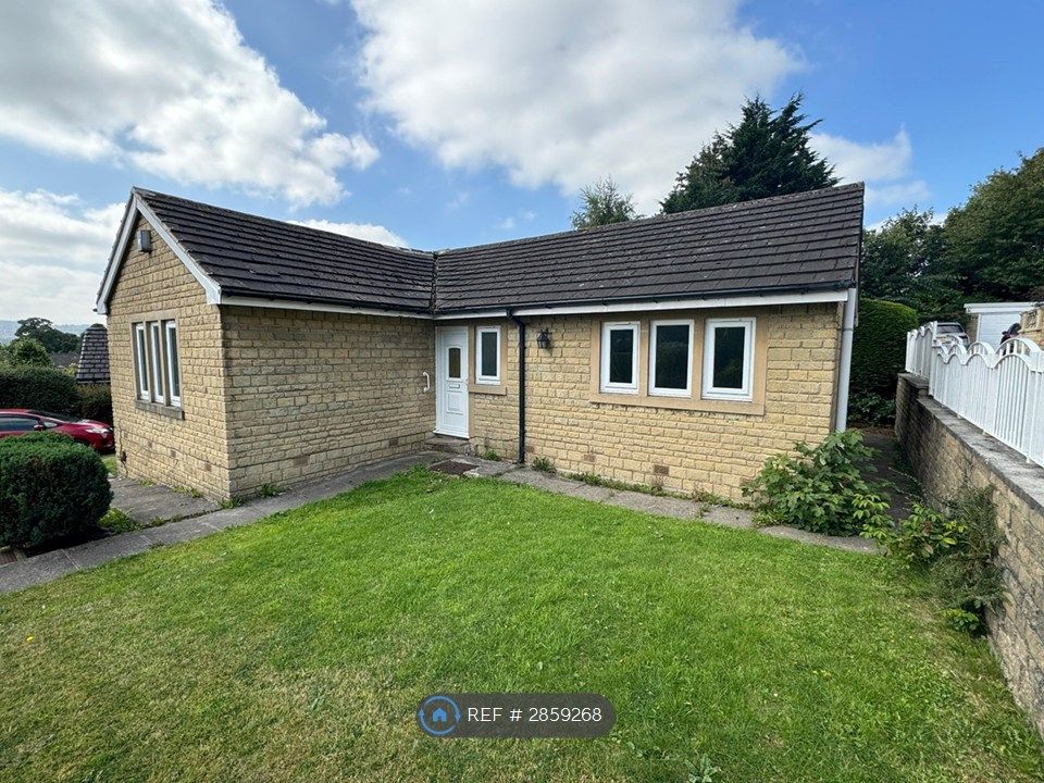 Property photo 2 of 35