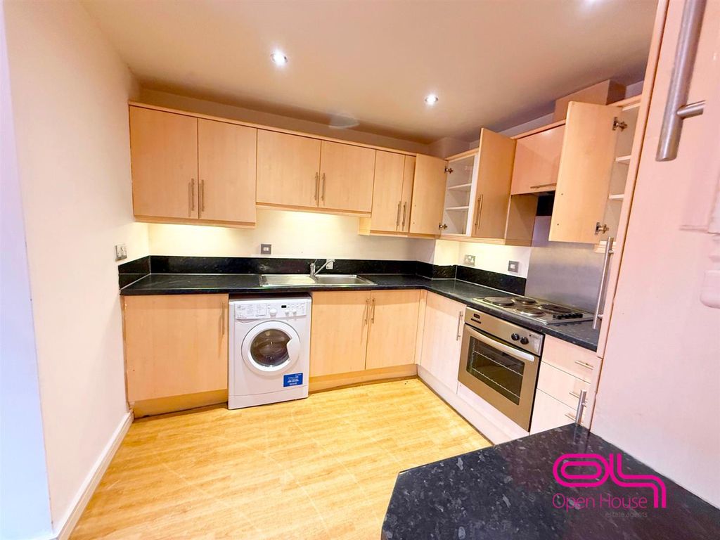 Property photo 2 of 11 Untitled Design - 2026-07-22T133708.932.Png