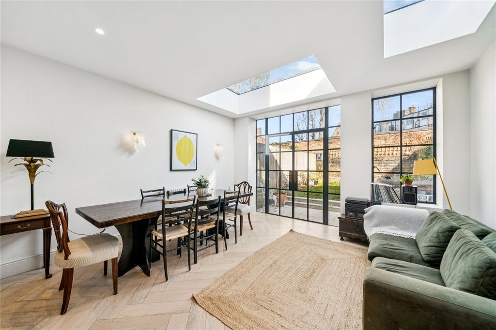 Property photo 3 of 13 Picture No. 29