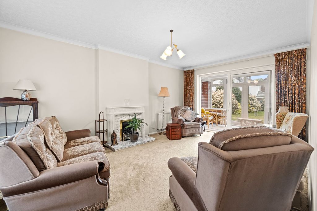 Property photo 3 of 14