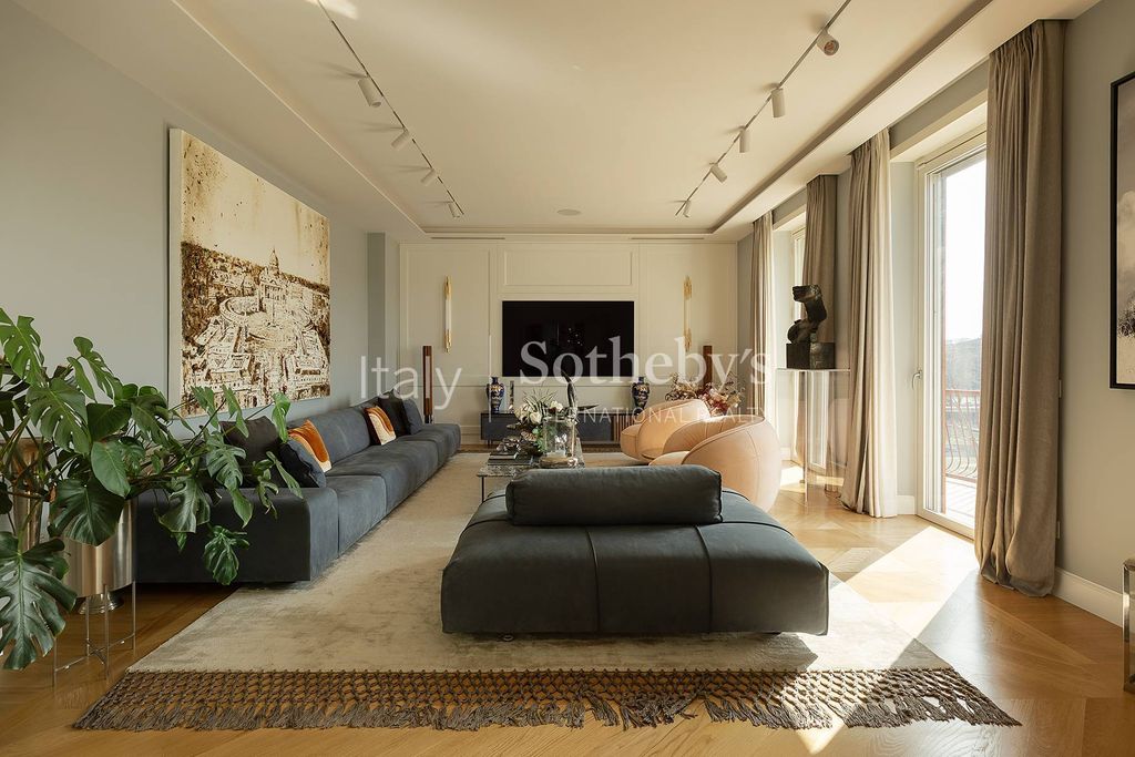 Property photo 2 of 28