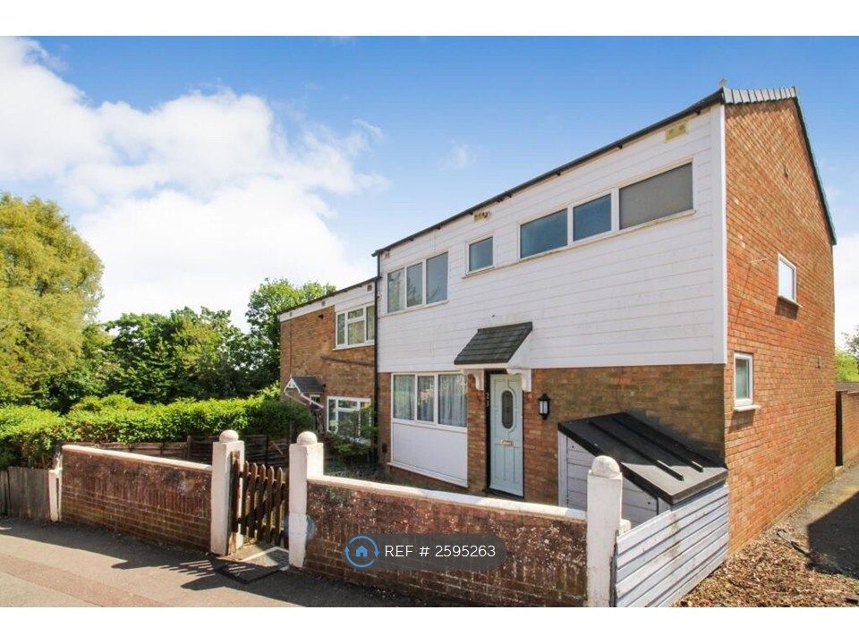 Property photo 1 of 11 3 Bedroom Family Home