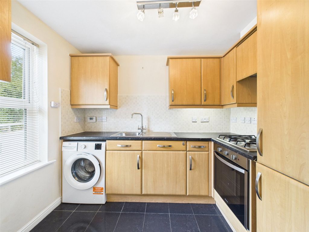 Property photo 2 of 15 Picture No. 04