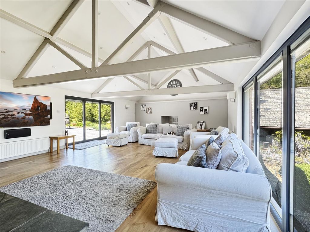 Property photo 3 of 32 9Ef96682F96F09A6Dd59B3988A372E0188cd94Bd.Jpg