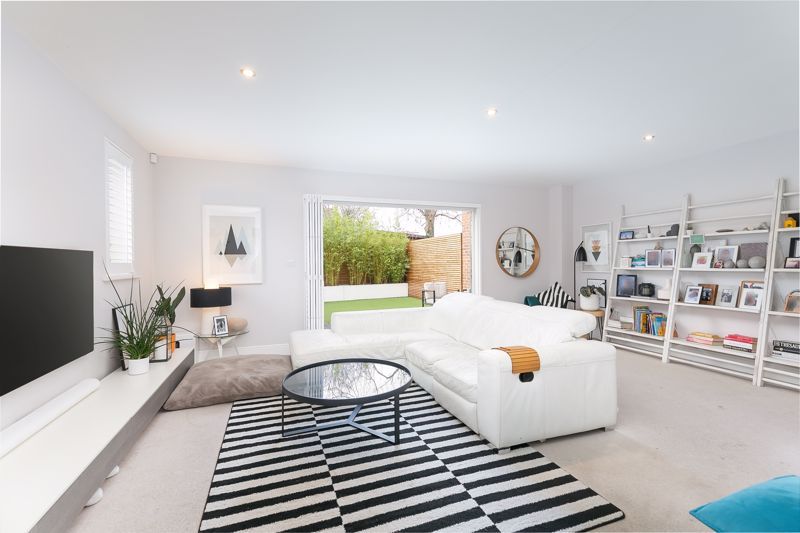 Property photo 3 of 17 Reception Room