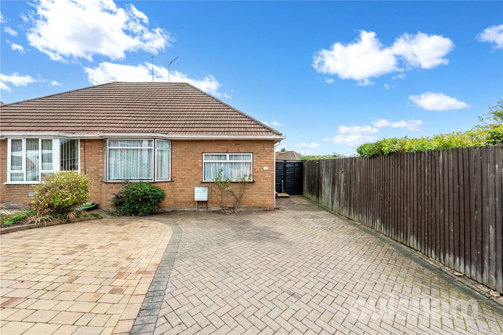 Property photo 1 of 15 Picture No. 11