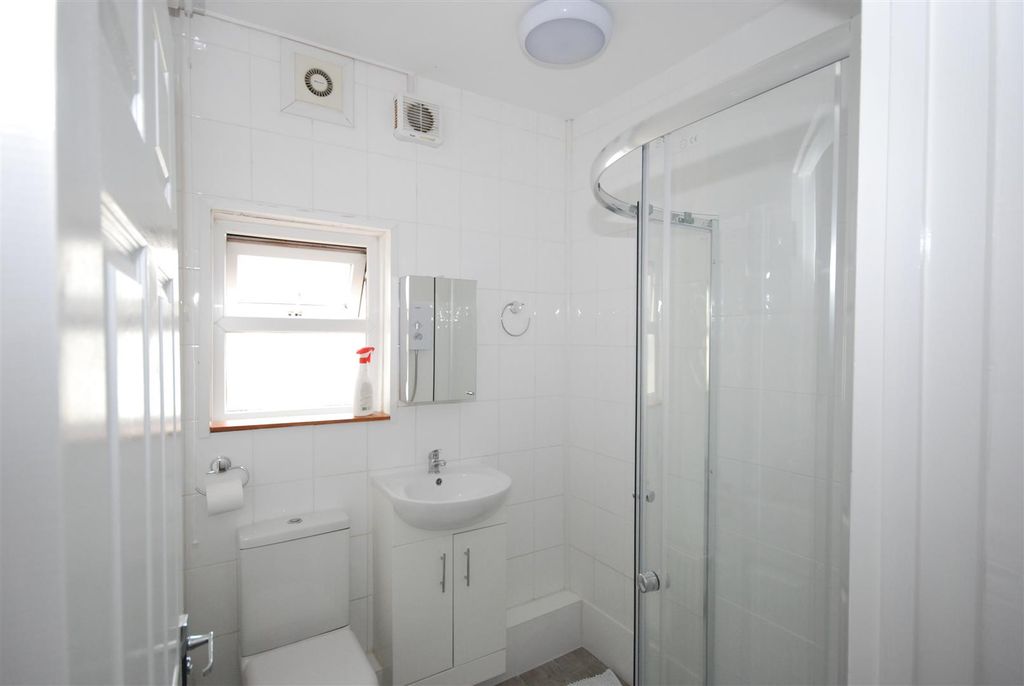 Property photo 1 of 8 Telephone Road (114) Photo 1