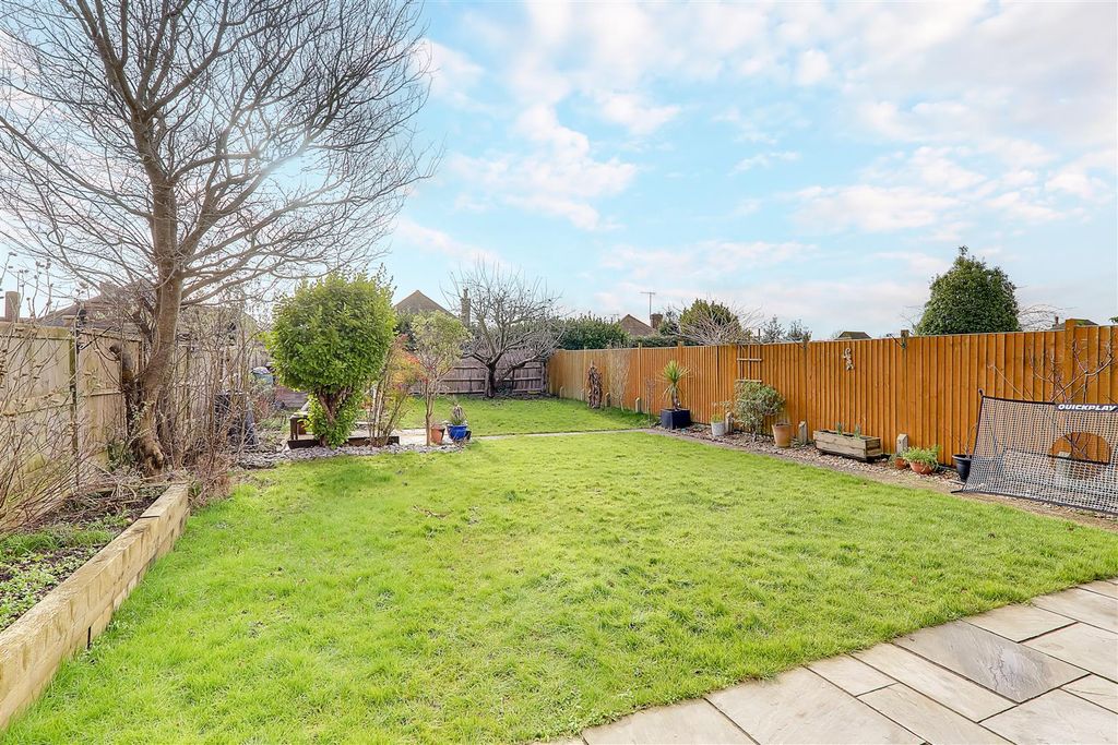 Property photo 3 of 24 Img_7162-Img_7164.Jpg