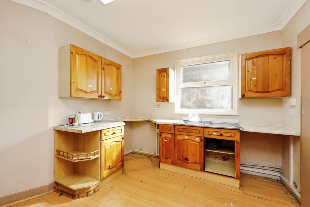 Property photo 3 of 14 Pbox-Img.Jpg