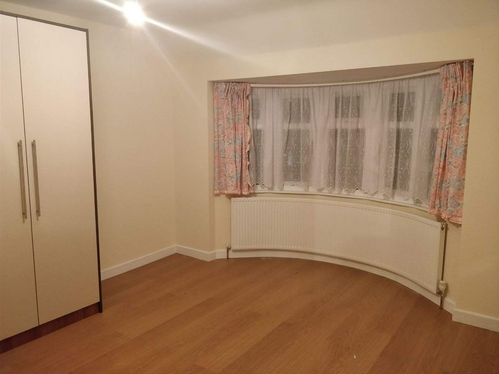 Property photo 3 of 14 Gallery
