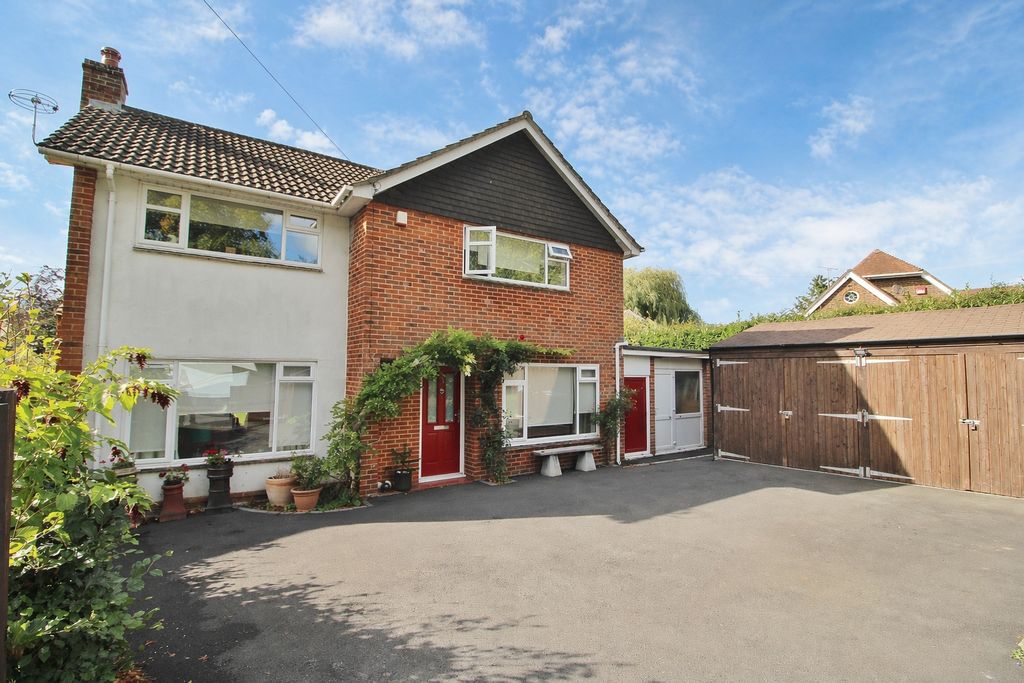 Property photo 1 of 38