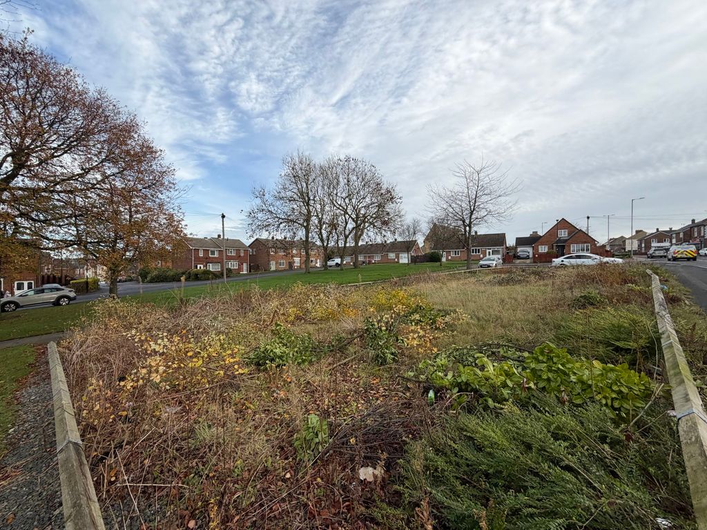 Property photo 2 of 6